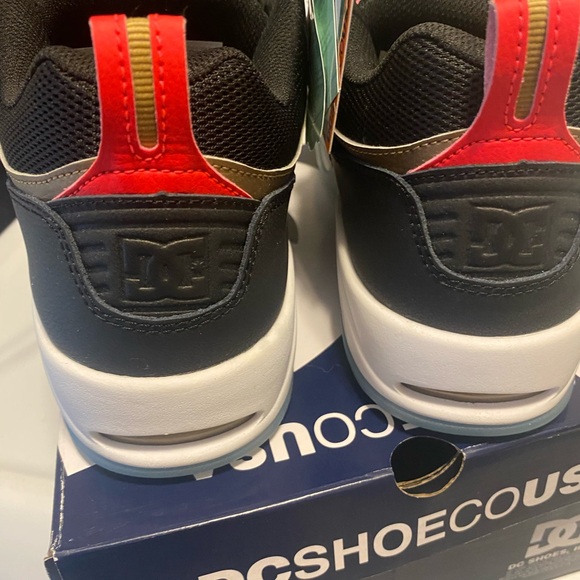 DC Truth OG size 12